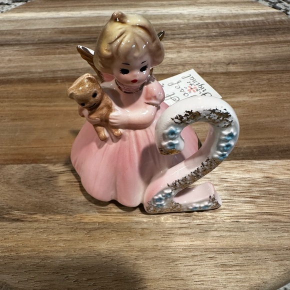 Vintage Josef Originals Birthday Girl Angel Figurine Age Two - Picture 1 of 4